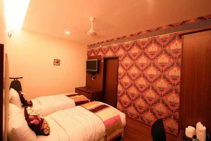 Hotel Florence Raipur  Exterior photo
